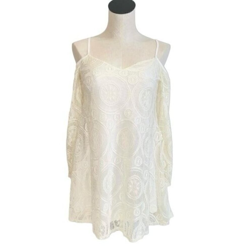 Love, Fire Women's Lace Cold Shoulder Ivory Dress New